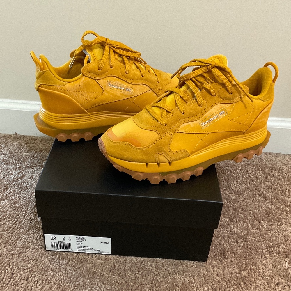 Cardi B Reebok in BRIGHT OCHRE- Size 10